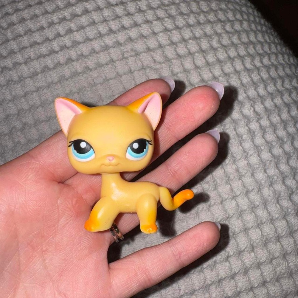 Vintage LPS #339 Shorthair Cat Brooke Blue Eyes Hasbro